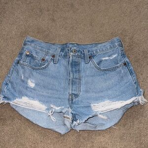 Levi’s Distressed Denim Women Shorts
